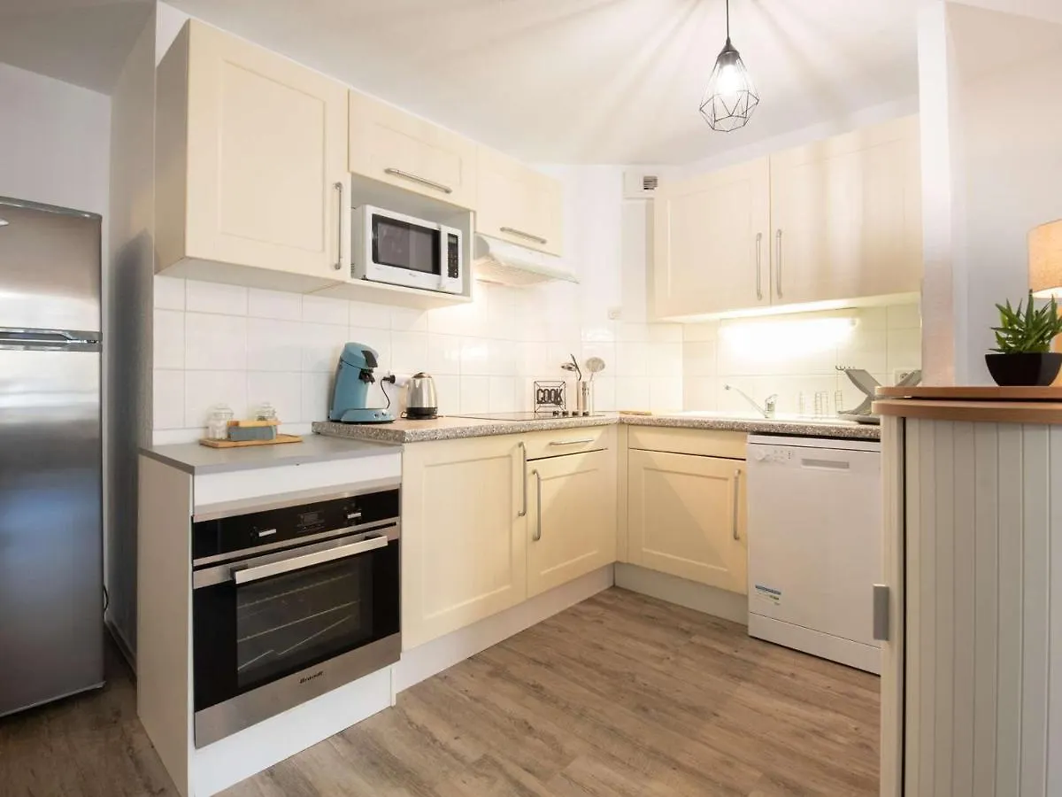 Appartement 6 Pers, Centre St-Lary, 2 Ch + Cabine, Garage, Balcon, Et Ascenseur - Fr-1-296-361 Saint-Lary-Soulan 0*,